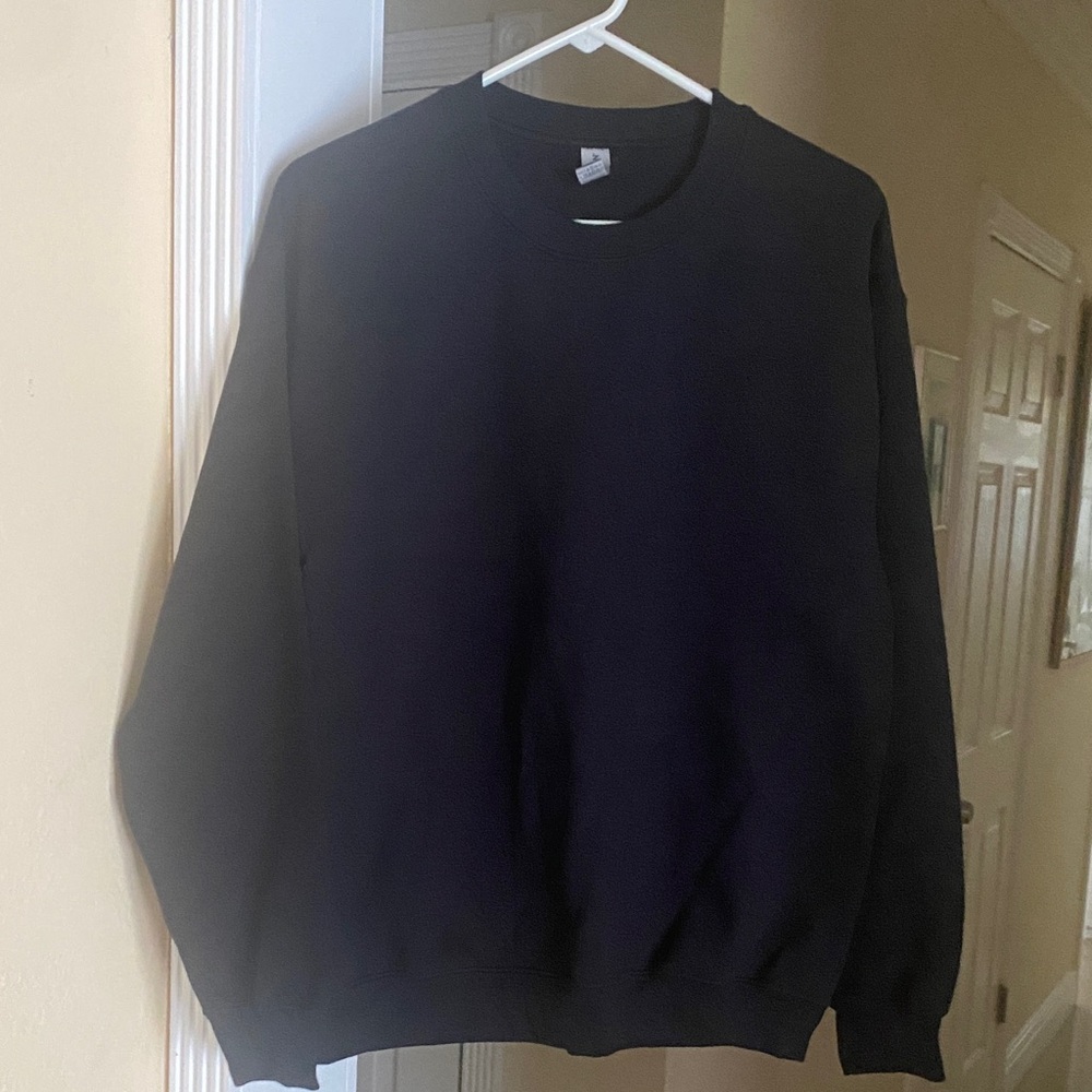 Men's or women’s Black Sweater
